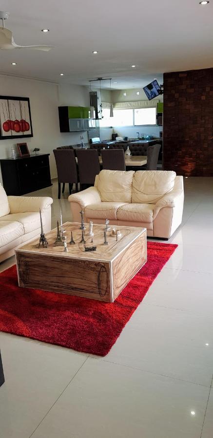 Suites Lagunas Колима Екстериор снимка